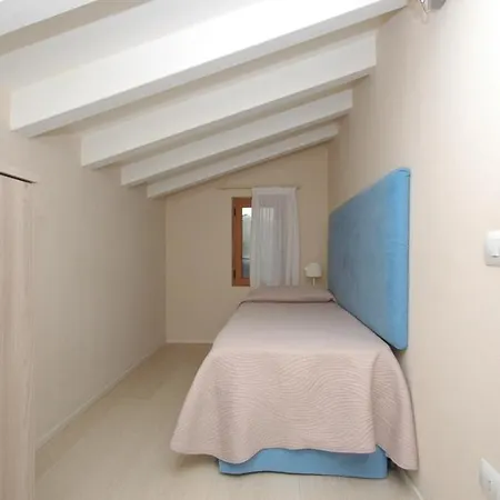 Marinazzurra - Goelba Apartamento